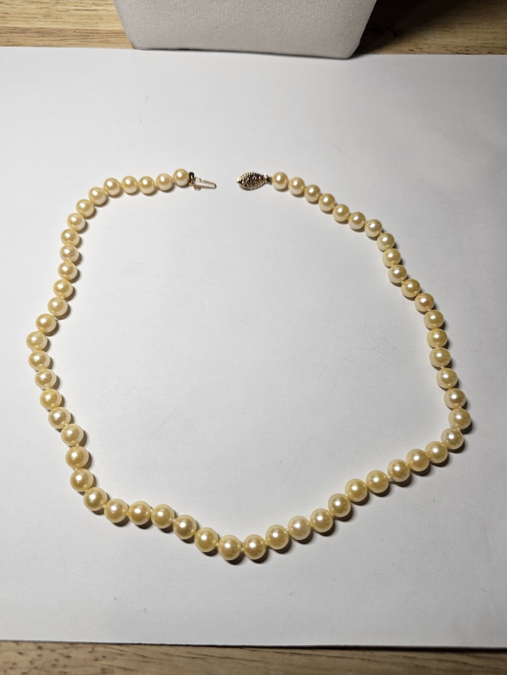 Vintage 15 Inch Hand Knotted Akoya Pearl Necklace 14k Yellow Gold Clasp